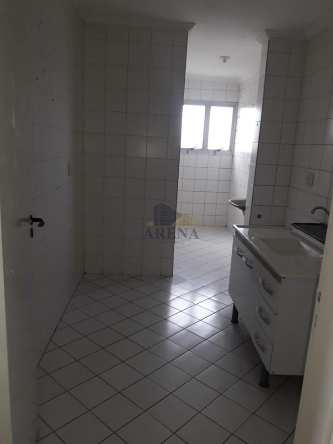 Apartamento à venda com 3 quartos - Foto 5