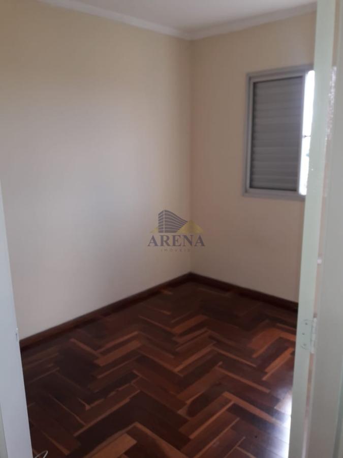 Apartamento à venda com 3 quartos - Foto 6