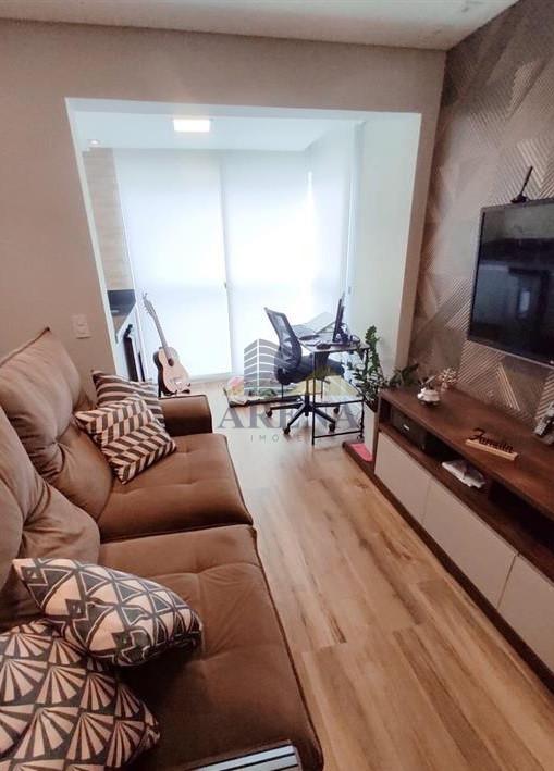 Apartamento à venda com 3 quartos - Foto 2