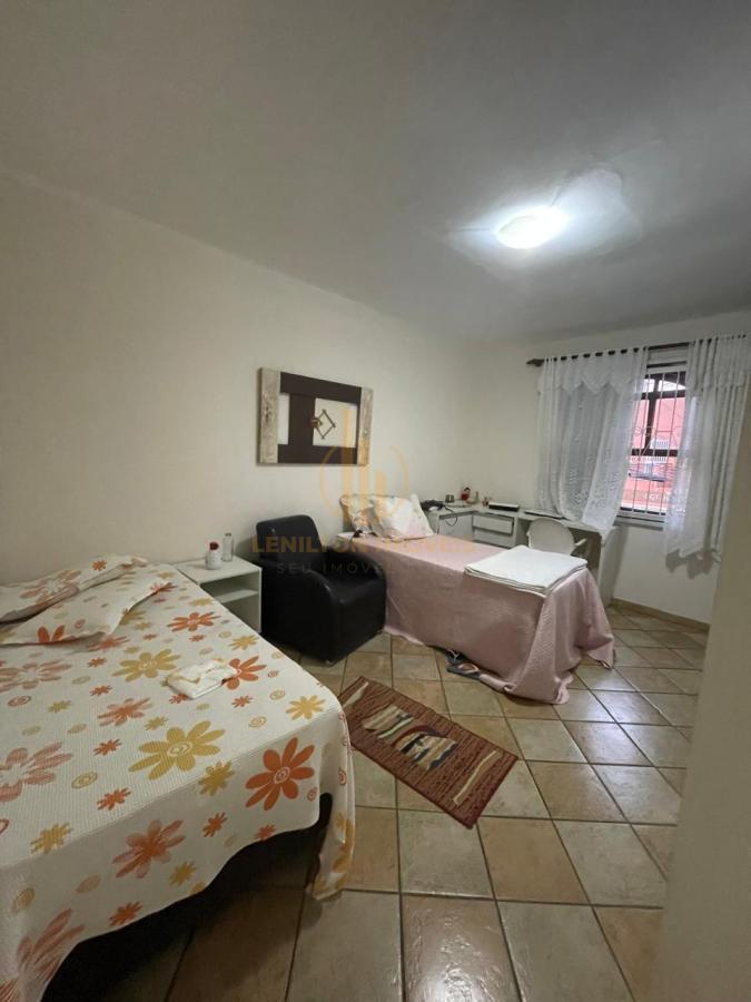 Casa à venda com 2 quartos, 119m² - Foto 10