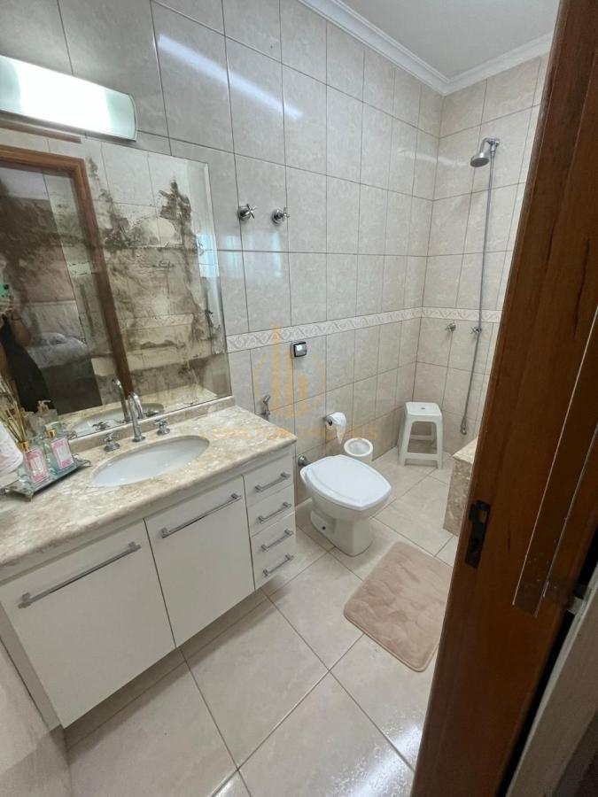 Casa à venda com 3 quartos - Foto 4