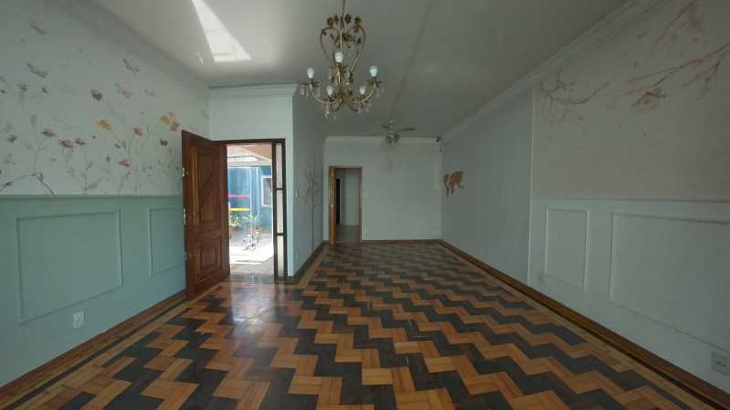 Casa Comercial à venda e aluguel com 3 quartos, 195m² - Foto 2