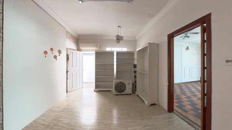 Casa Comercial à venda e aluguel com 3 quartos, 195m² - Foto 5
