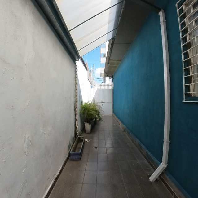 Casa Comercial à venda e aluguel com 3 quartos, 195m² - Foto 6
