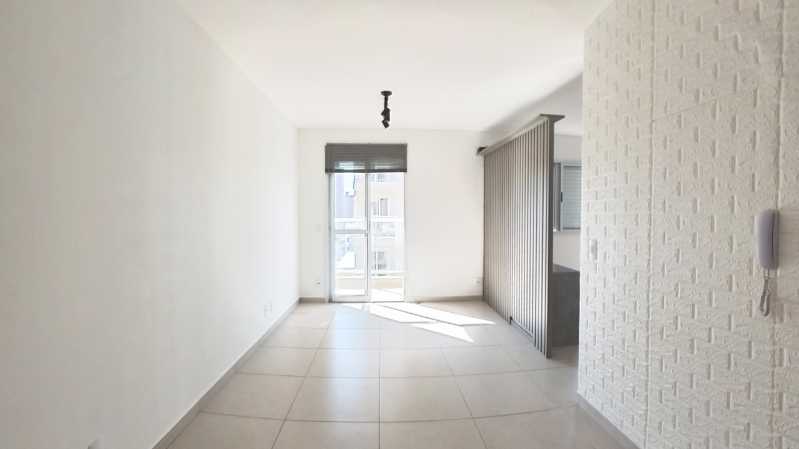 Apartamento para alugar com 1 quarto, 42m² - Foto 4