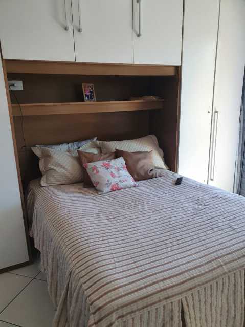 Casa à venda com 2 quartos, 78m² - Foto 4