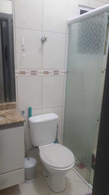 Casa à venda com 2 quartos, 78m² - Foto 8