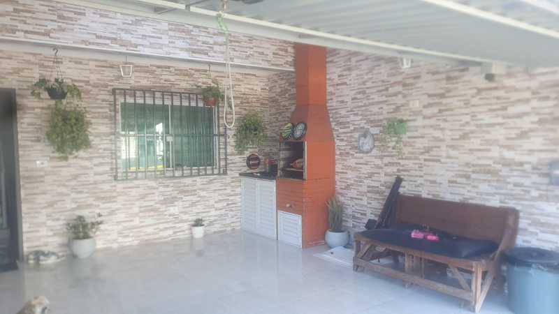 Casa à venda com 2 quartos, 78m² - Foto 2
