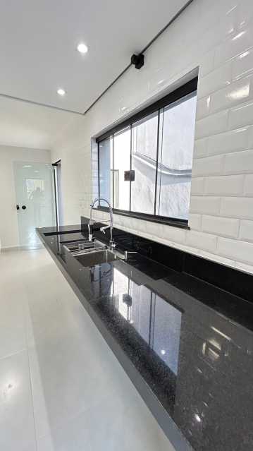 Casa à venda com 3 quartos, 192m² - Foto 10