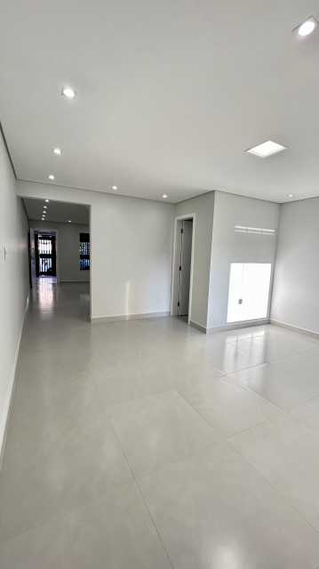 Casa à venda com 3 quartos, 192m² - Foto 11