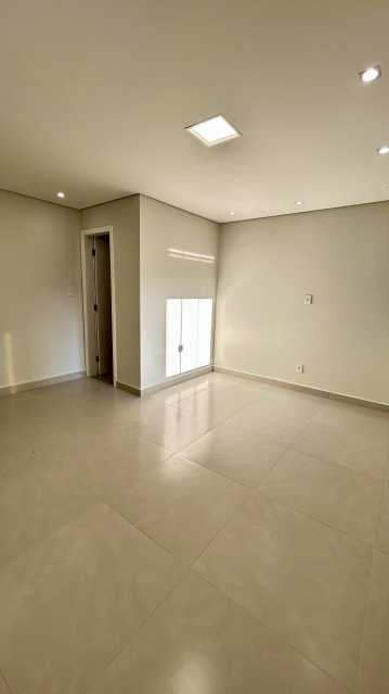 Casa à venda com 3 quartos, 192m² - Foto 12