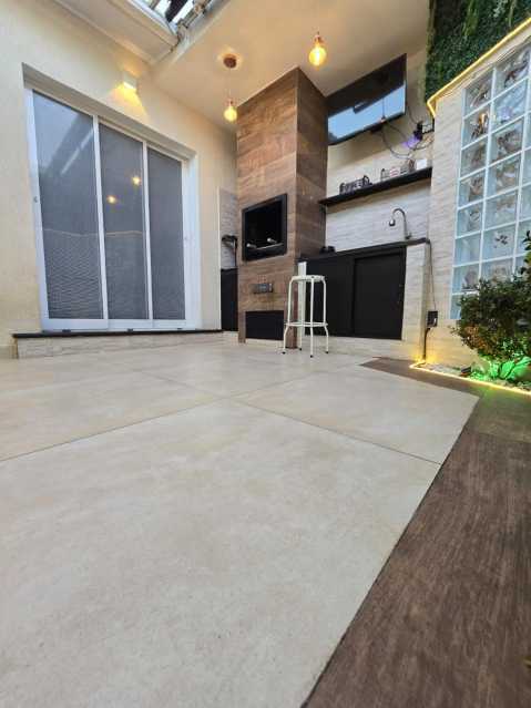Casa para alugar com 3 quartos, 198m² - Foto 12