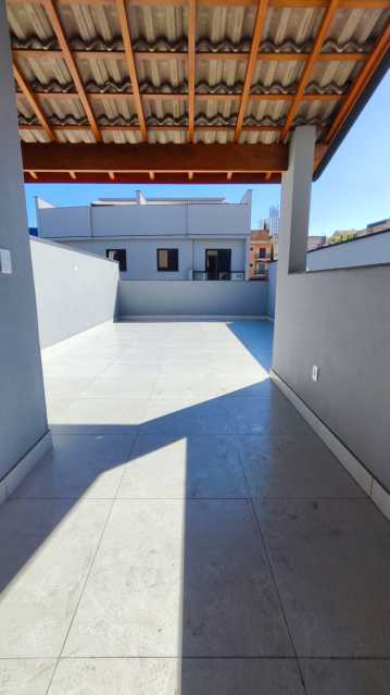 Cobertura à venda com 2 quartos, 120m² - Foto 3