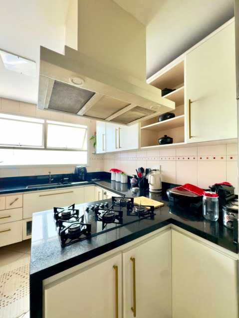 Apartamento, 3 quartos, 130 m² - Foto 4