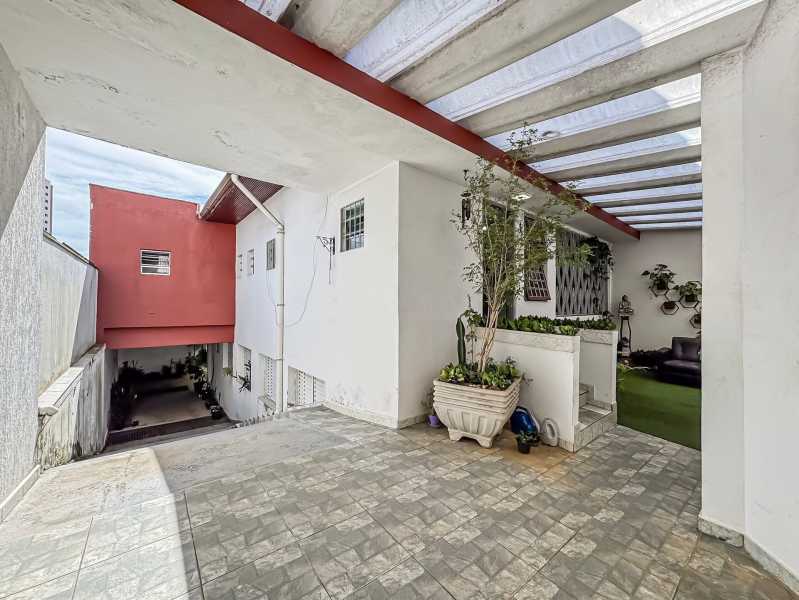 Casa, 4 quartos, 268 m² - Foto 3