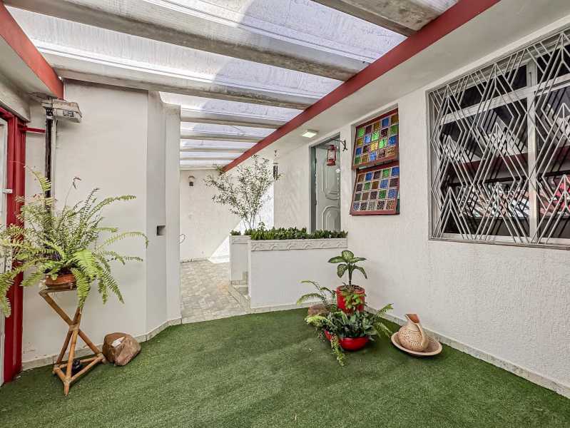 Casa, 4 quartos, 268 m² - Foto 2