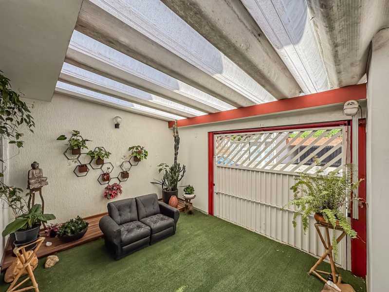 Casa, 4 quartos, 268 m² - Foto 1