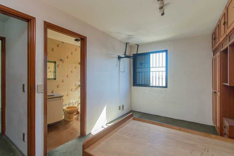Apartamento à venda com 5 quartos, 145m² - Foto 12