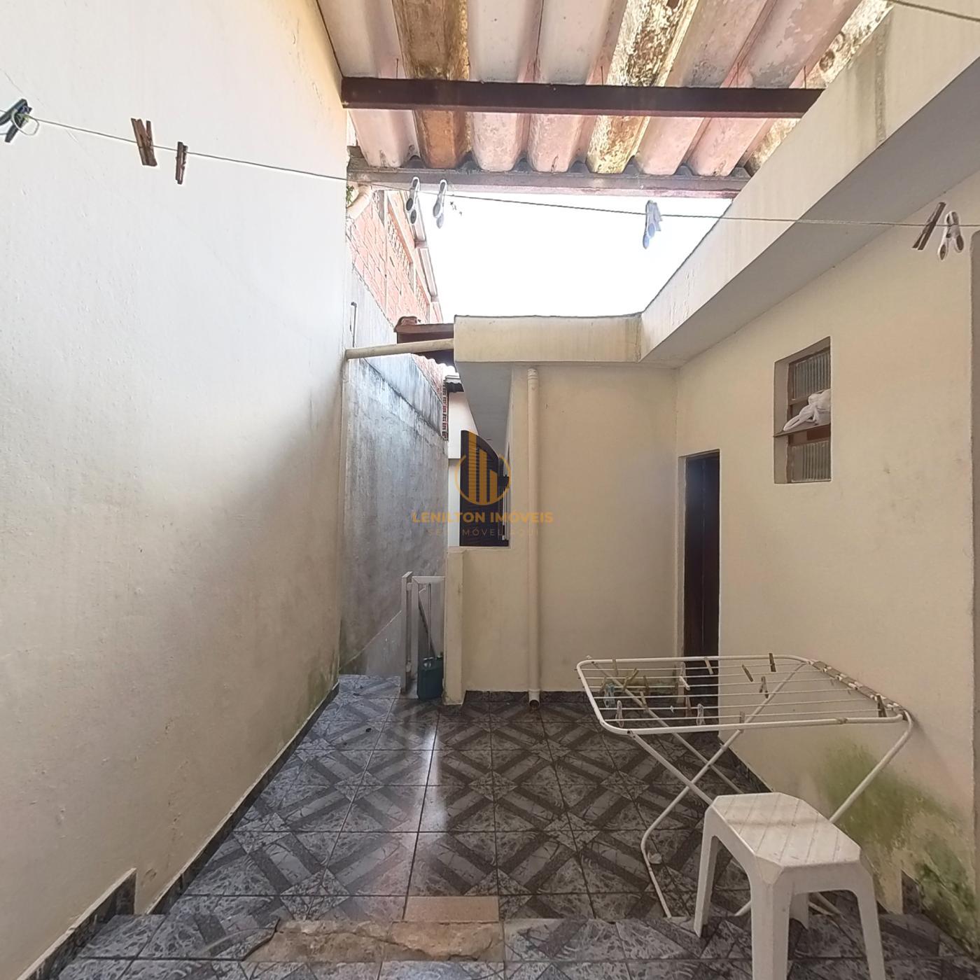 Casa, 3 quartos, 156 m² - Foto 2