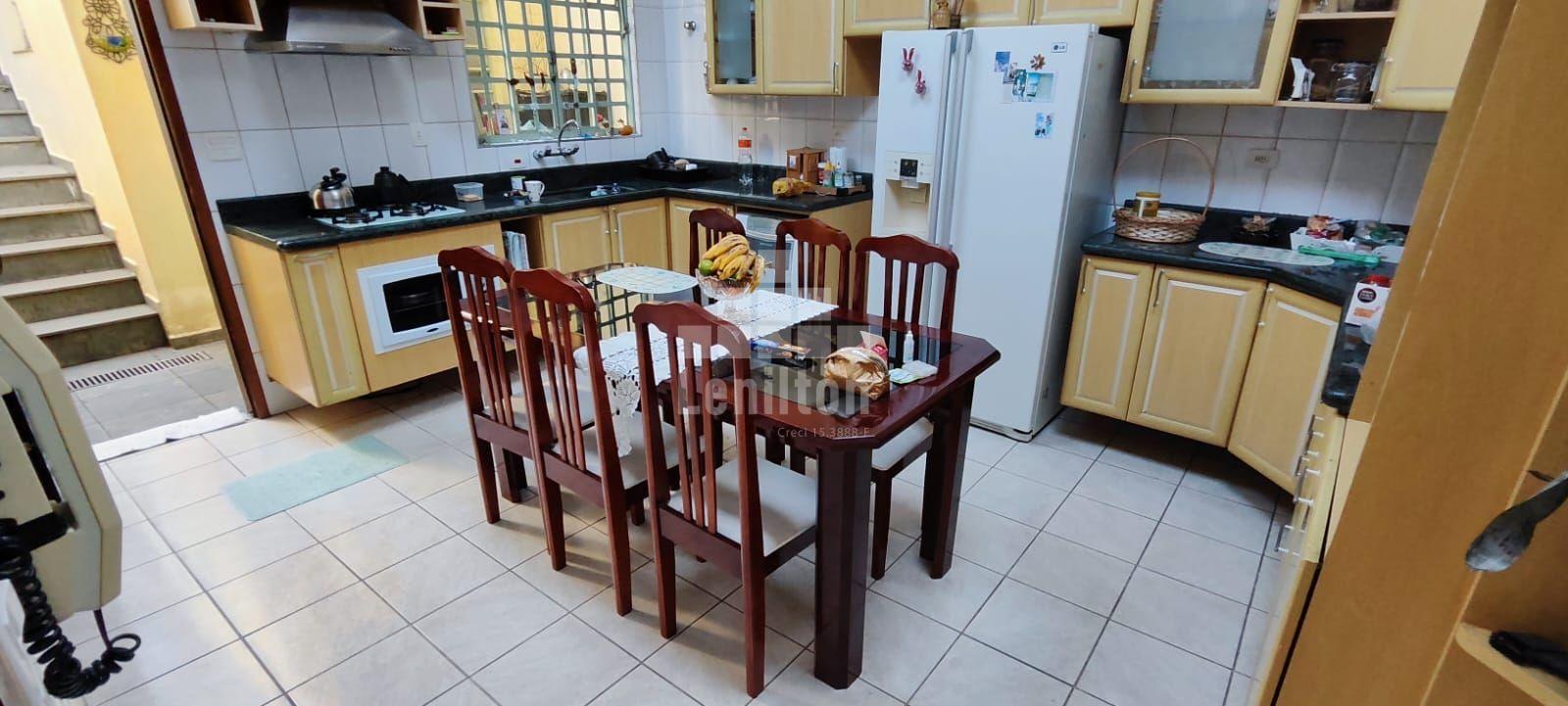 Casa, 3 quartos, 300 m² - Foto 9