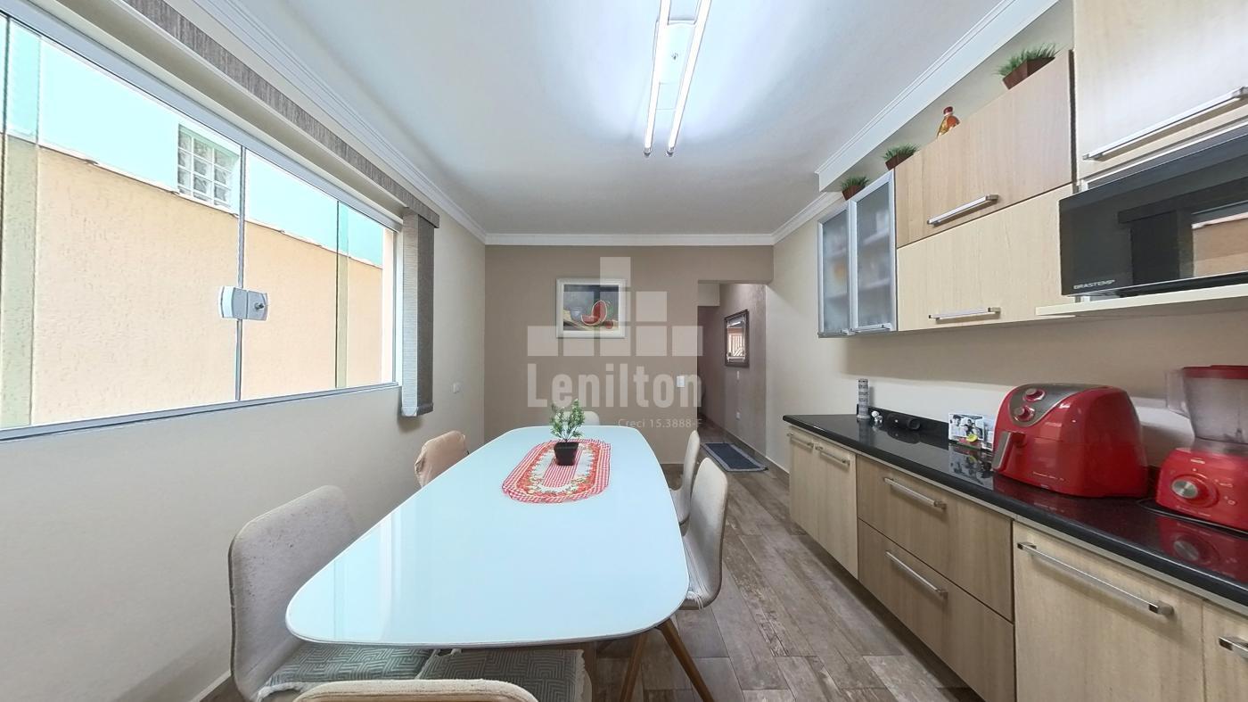Casa à venda com 2 quartos, 174m² - Foto 2