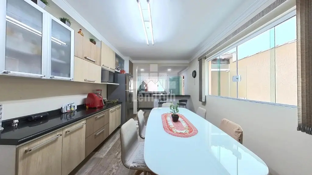 Casa à venda com 2 quartos, 174m² - Foto 8