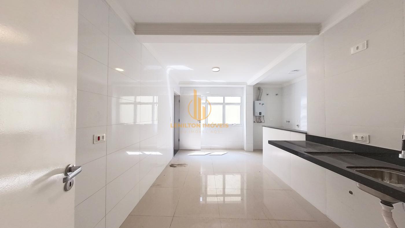 Apartamento à venda com 3 quartos, 127 - Foto 2