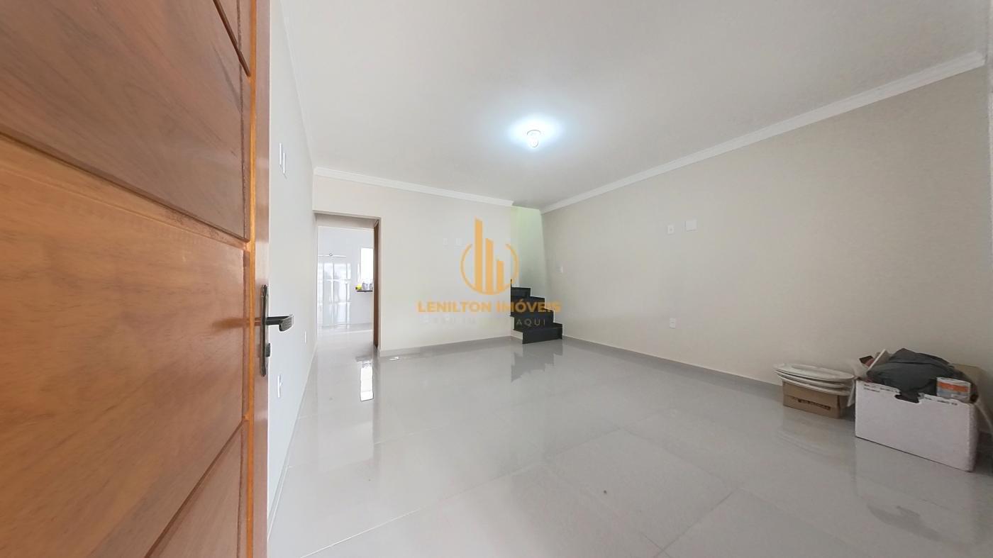 Casa à venda com 3 quartos, 160m² - Foto 2