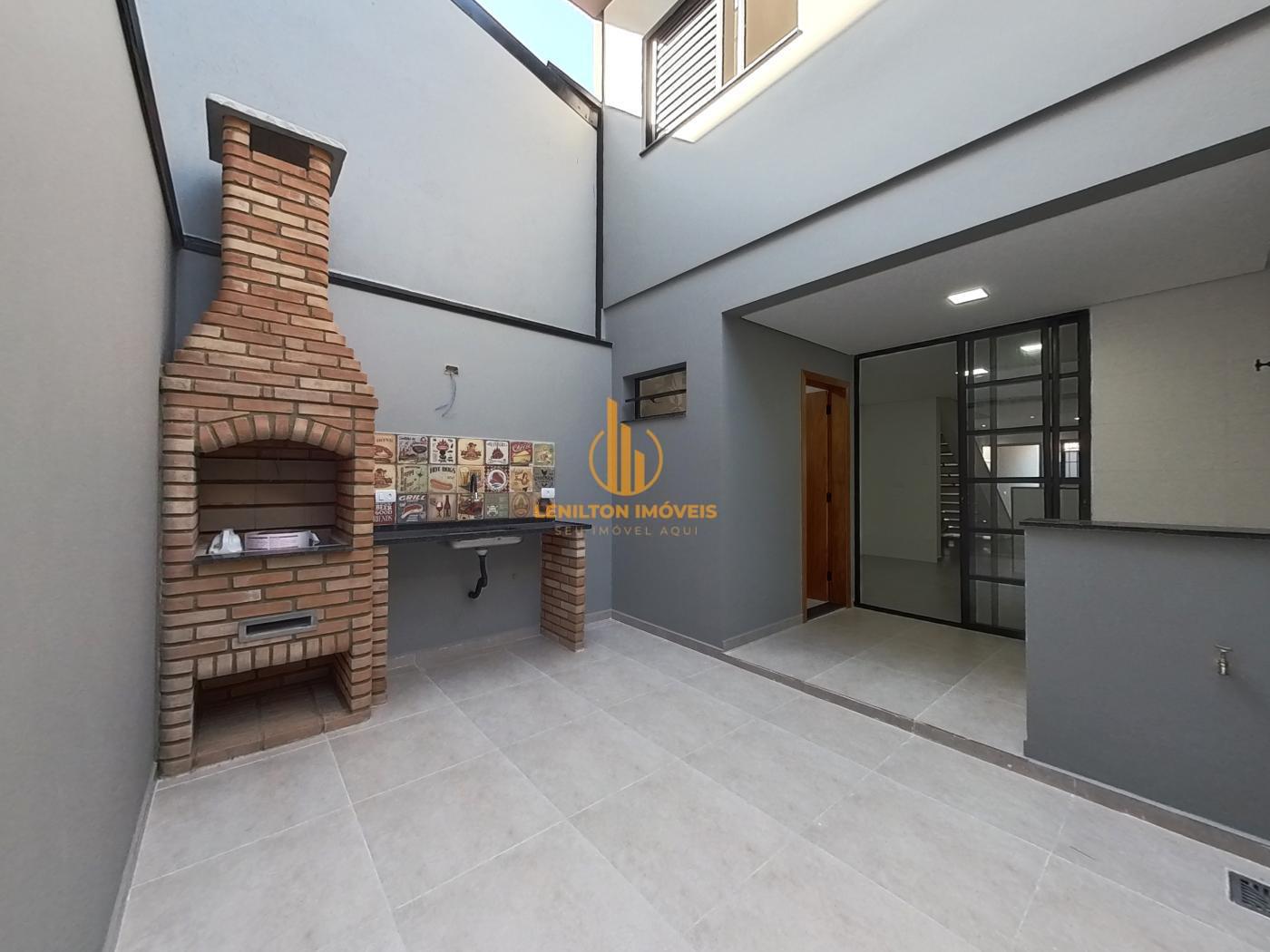 Casa à venda com 3 quartos, 180 - Foto 1