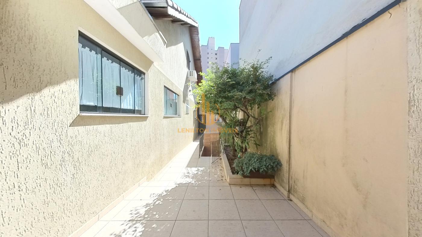 Casa, 3 quartos, 220 m² - Foto 10