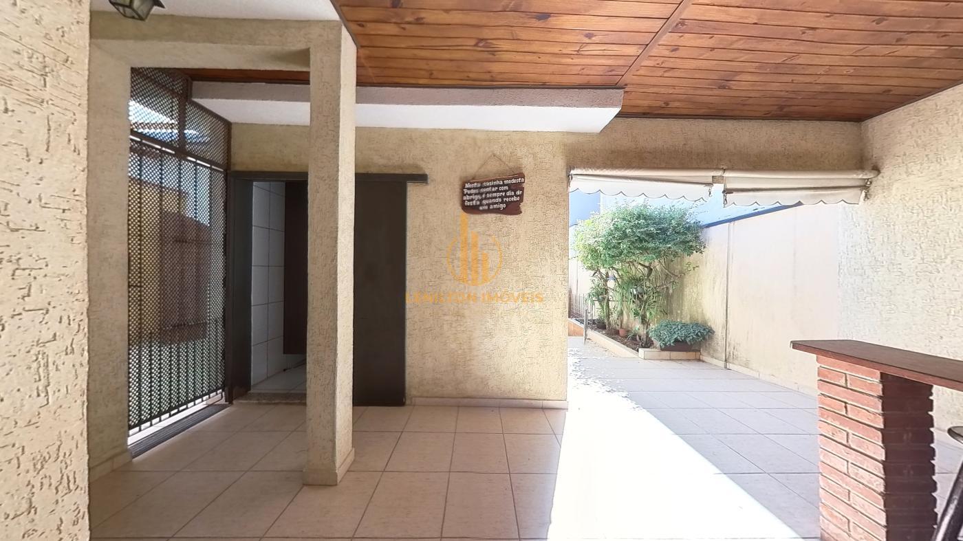 Casa, 3 quartos, 220 m² - Foto 11