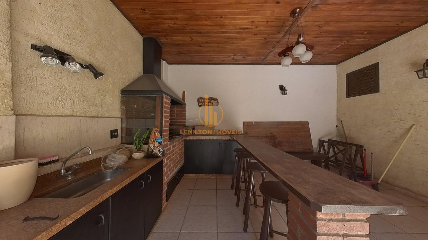 Casa, 3 quartos, 220 m² - Foto 3