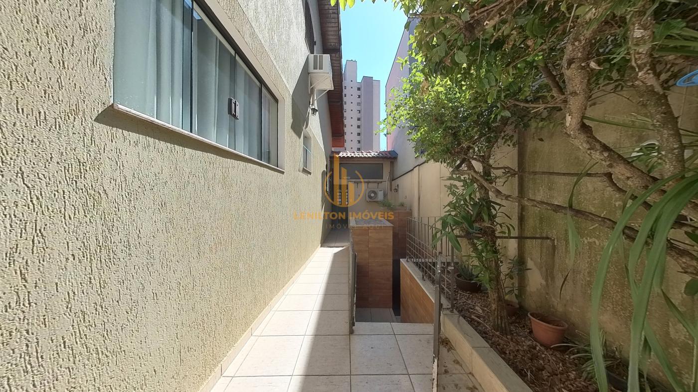 Casa, 3 quartos, 220 m² - Foto 8