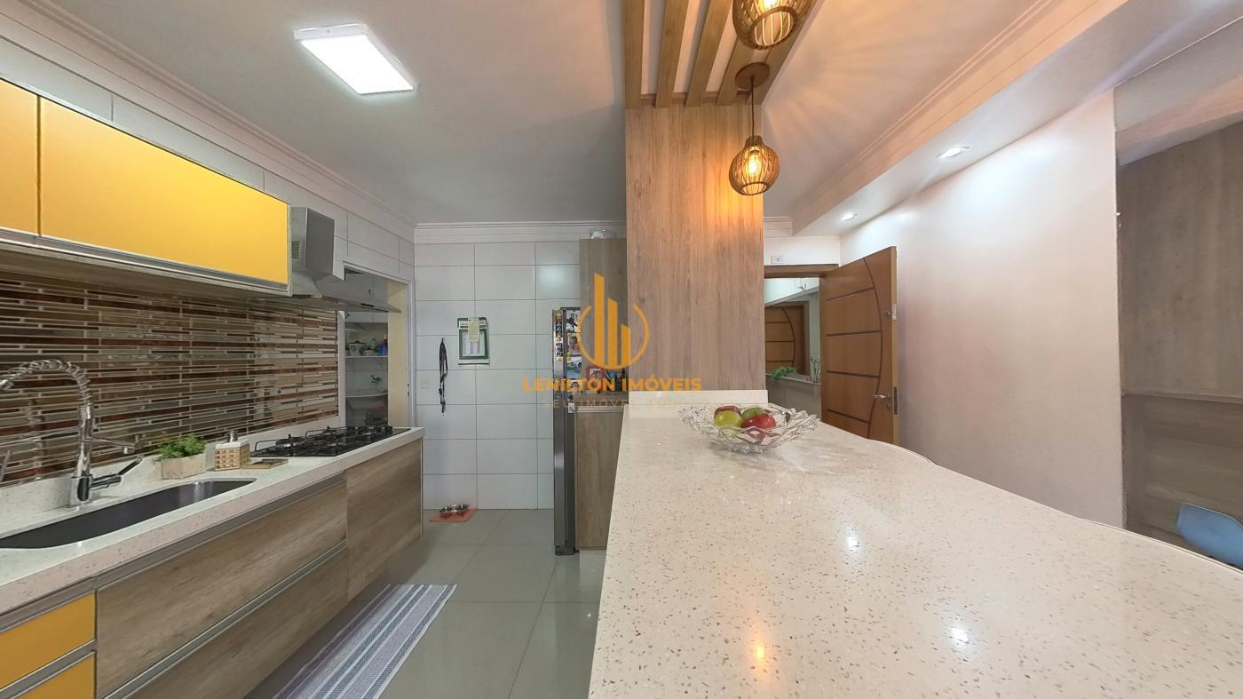 Apartamento à venda com 2 quartos, 50m² - Foto 1