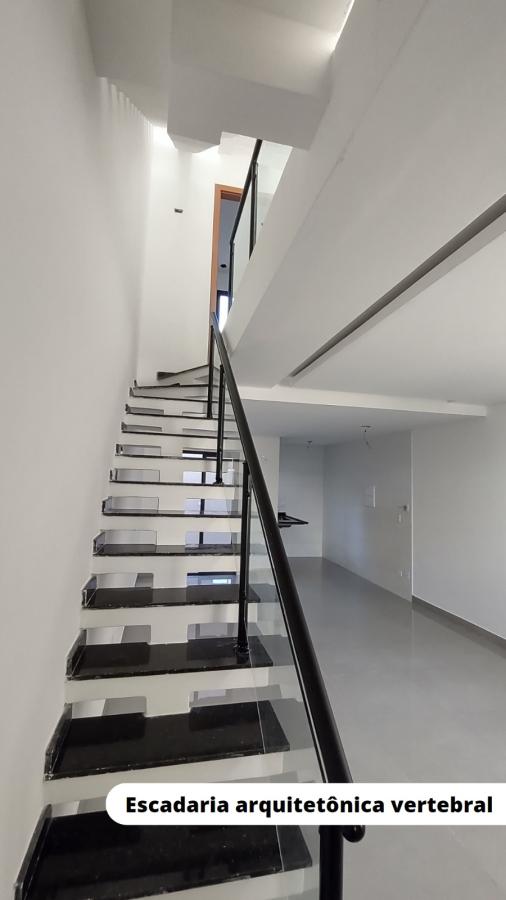 Casa à venda com 3 quartos, 130m² - Foto 11
