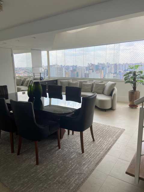 Cobertura, 3 quartos, 228 m² - Foto 2