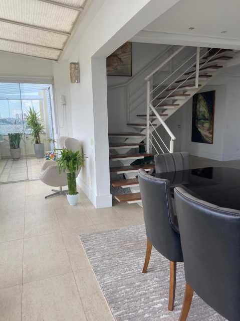 Cobertura, 3 quartos, 228 m² - Foto 6