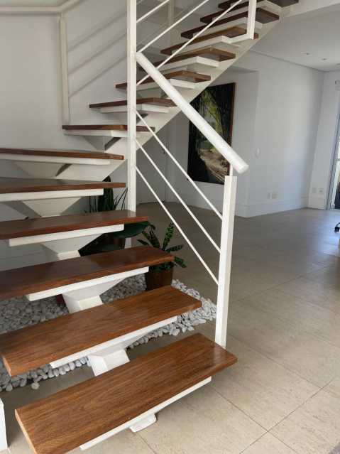 Cobertura, 3 quartos, 228 m² - Foto 11