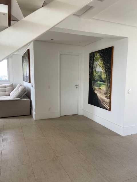 Cobertura, 3 quartos, 228 m² - Foto 13