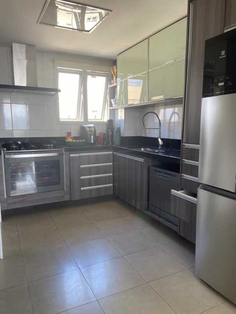 Cobertura, 3 quartos, 228 m² - Foto 17