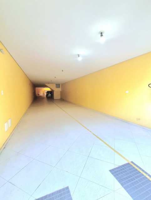 Cobertura à venda com 3 quartos, 150m² - Foto 2