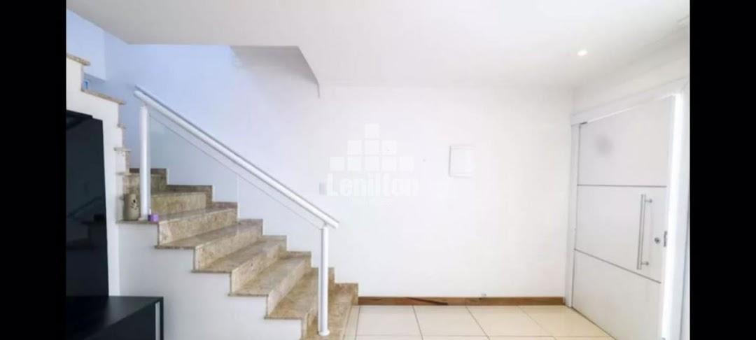 Casa à venda com 3 quartos, 154 - Foto 4