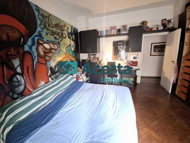 Apartamento, 3 quartos, 210 m² - Foto 14