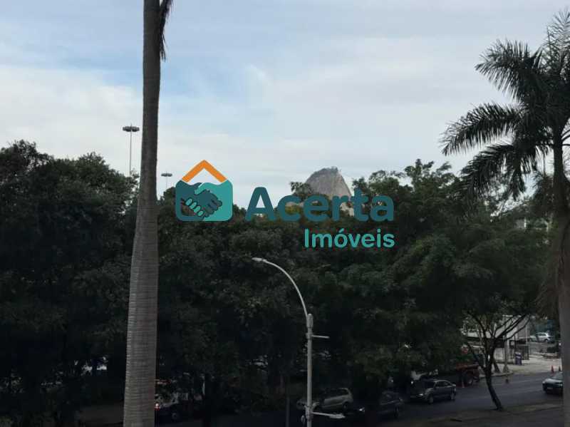 Apartamento, 3 quartos, 216 m² - Foto 3