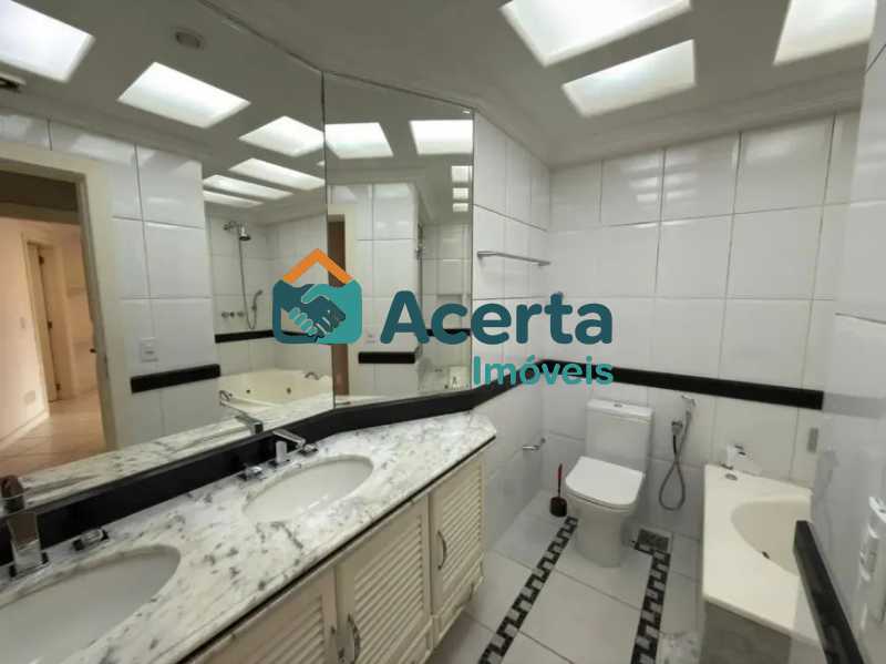 Apartamento, 3 quartos, 216 m² - Foto 17