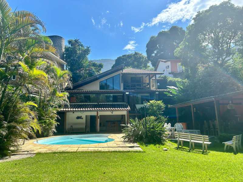 Casa de Condomínio à venda com 4 quartos, 413m² - Foto 1