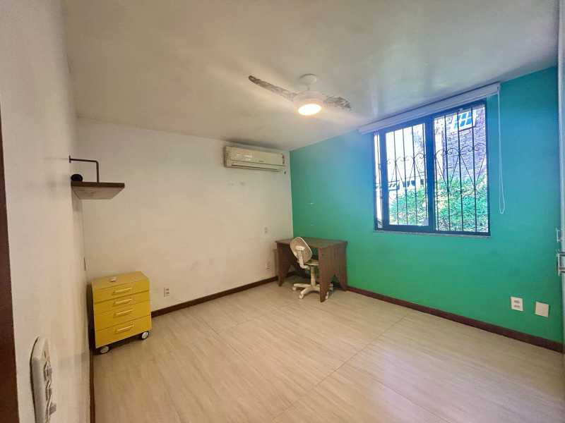 Casa de Condomínio à venda com 4 quartos, 413m² - Foto 17
