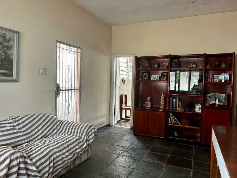 Casa à venda com 3 quartos, 168m² - Foto 4