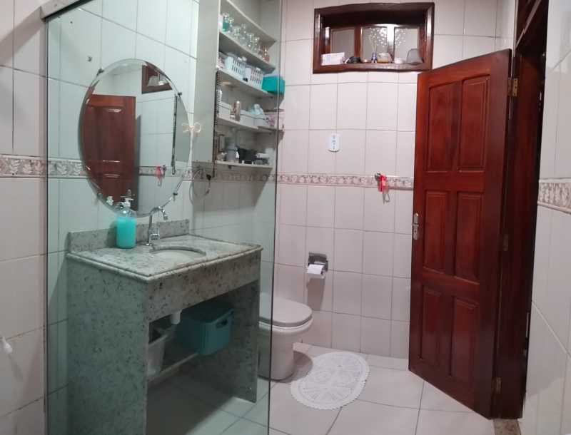 Casa à venda com 3 quartos, 319m² - Foto 10