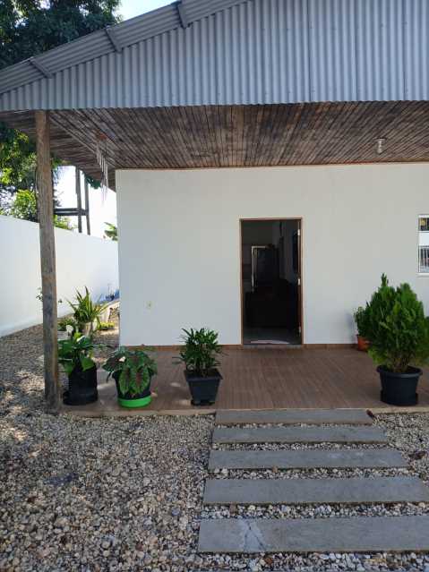 Casa Comercial à venda com 3 quartos, 1m² - Foto 13